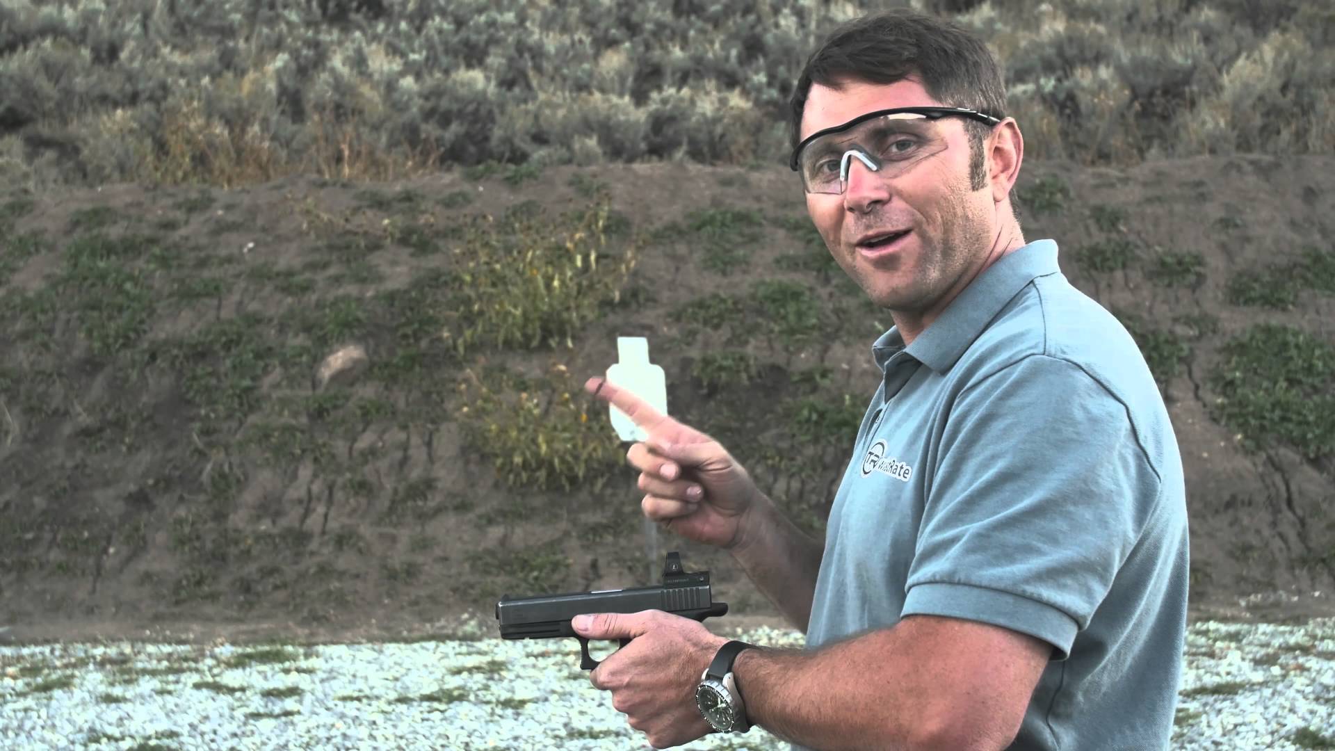 Former CIA contractor teaches handgun basics