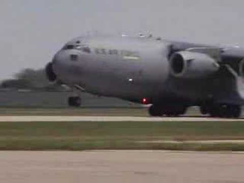 C-17 reverse thrust demonstration – Still can’t believe this plane stops on a dime like that…